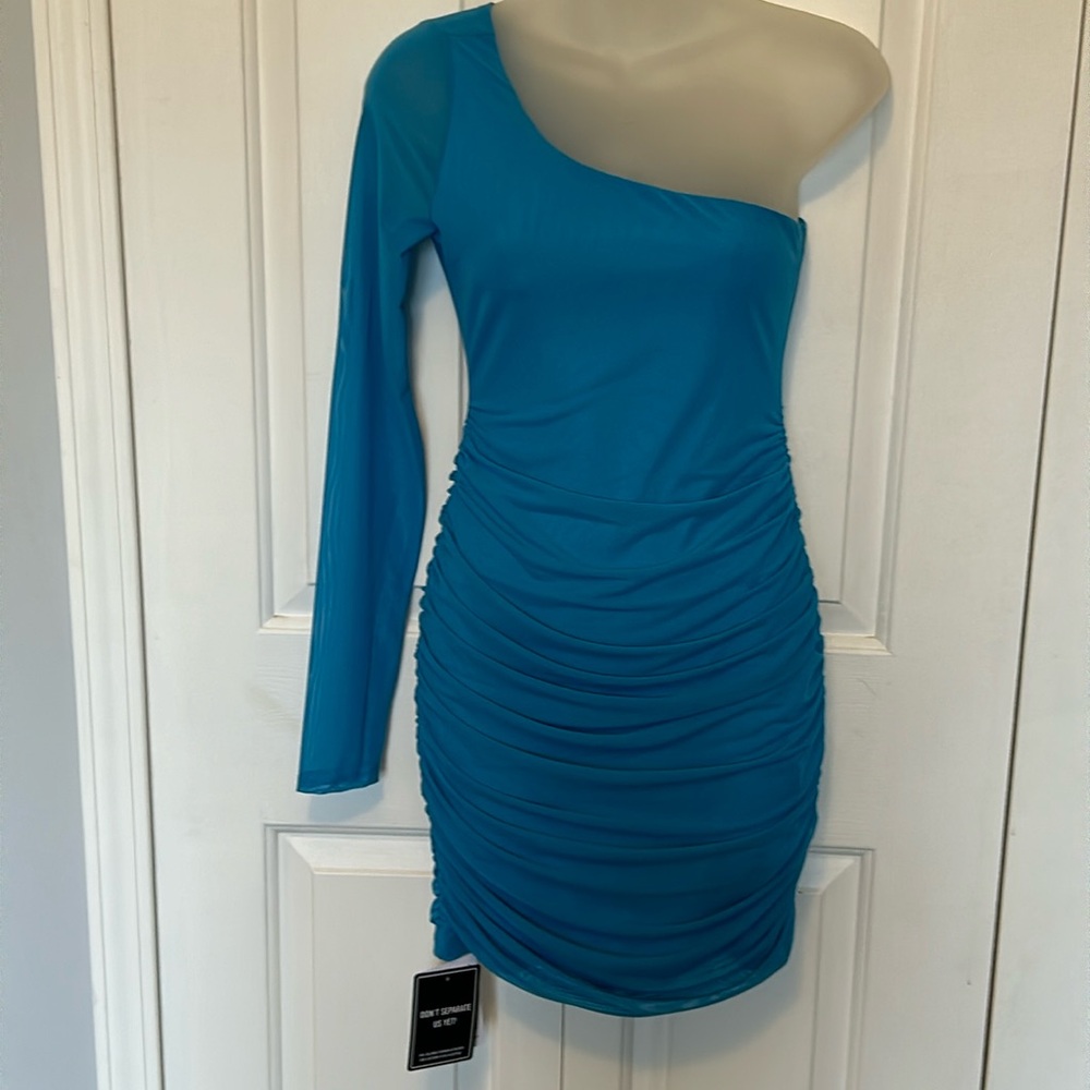 Hollister sz XS Body-con Ruched side one-sleeve SHEER dress NWT B2